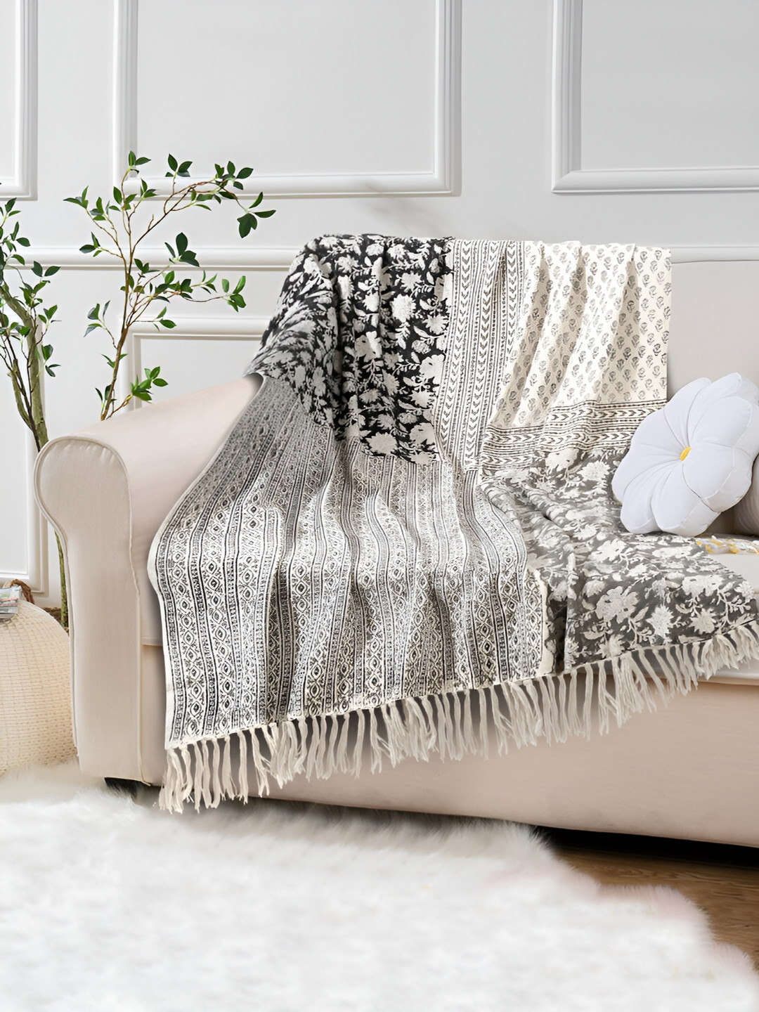 eyda Black & White Block Printed Cotton Throw