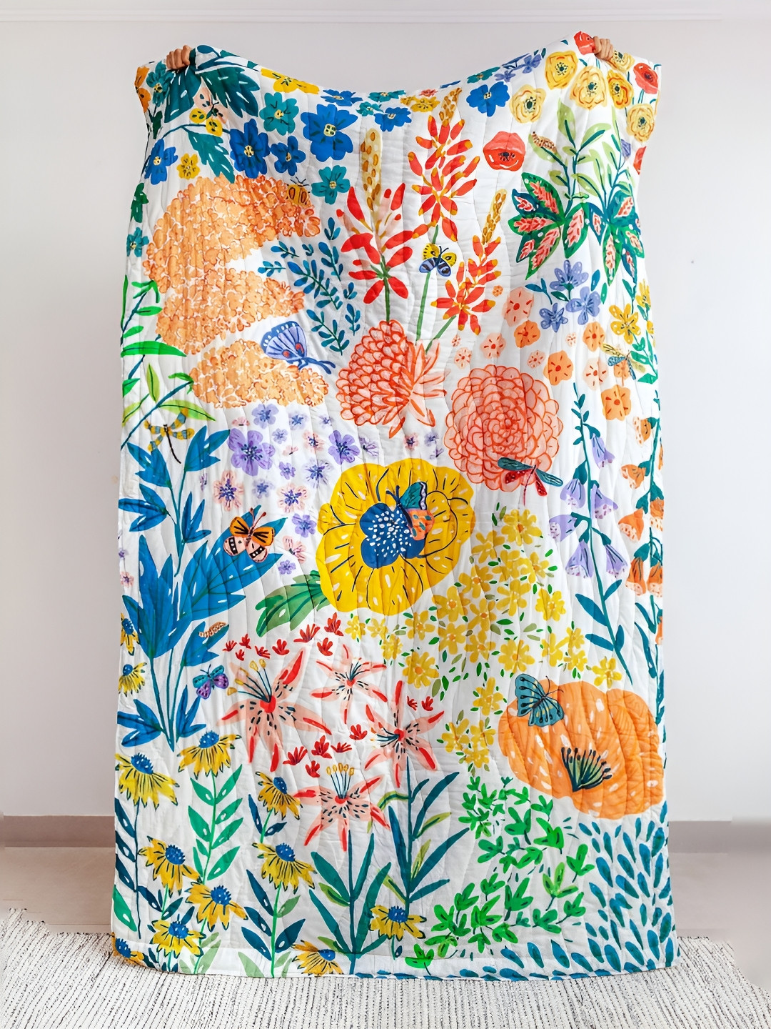 Zookeeper White & Yellow Floral Printed 120 GSM Single Bed Quilt