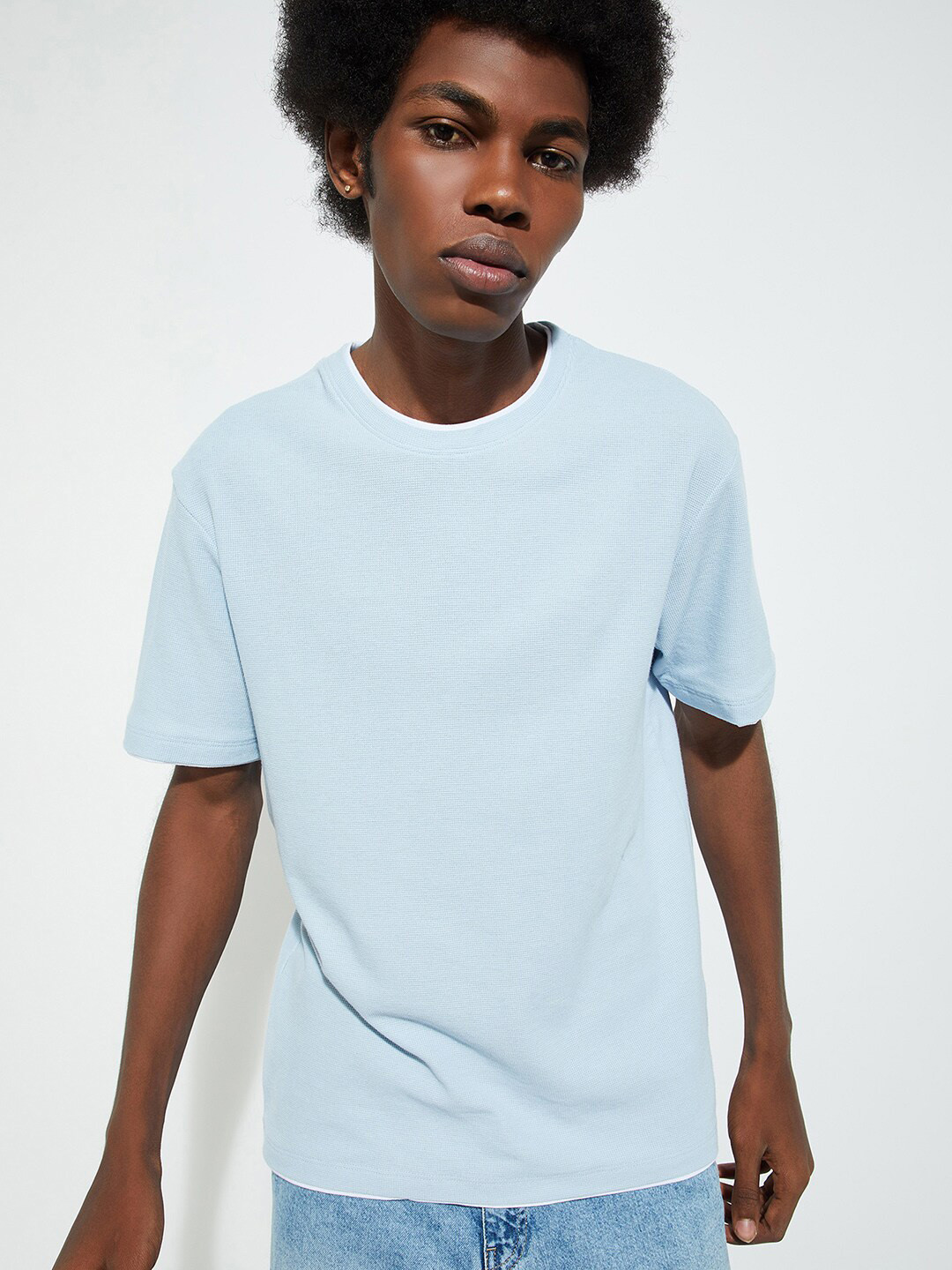 max URB_N Round Neck Drop-Shoulder Sleeves T-shirt