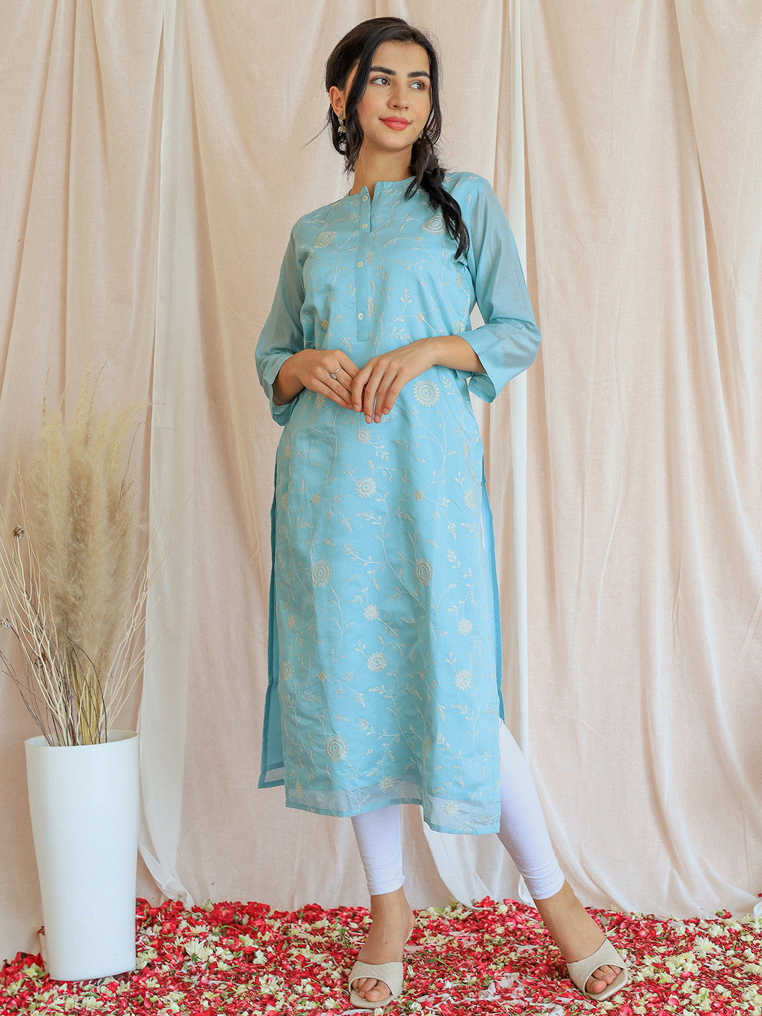 Libas Floral Embroidered Thread Work Chanderi Silk Kurta