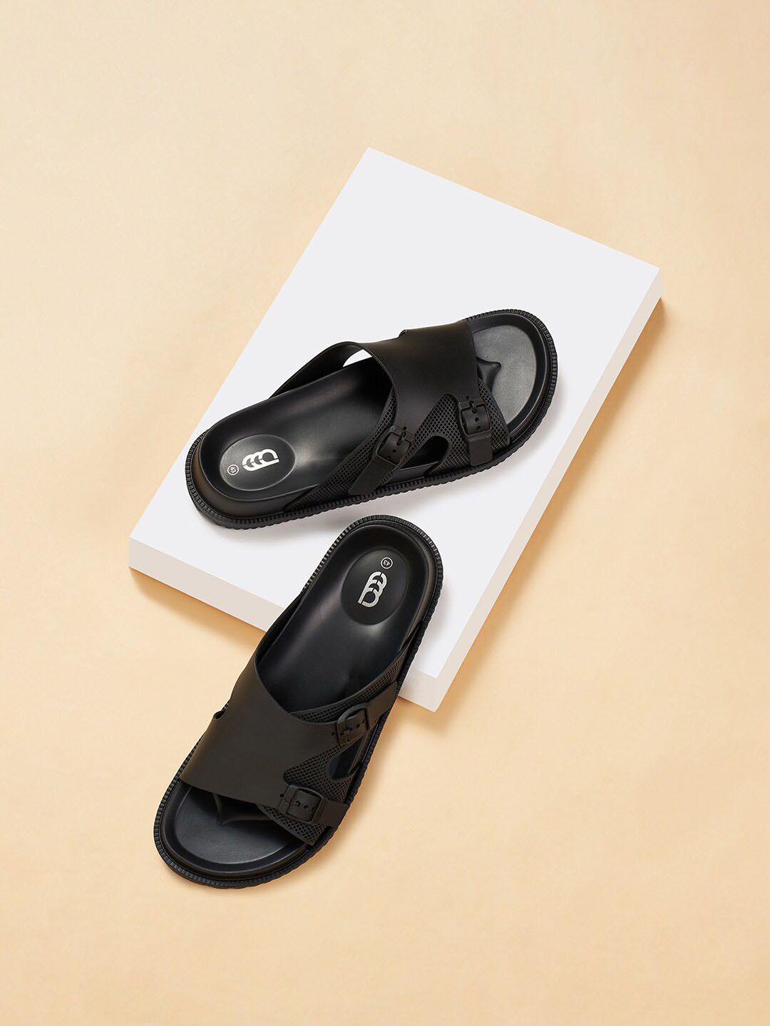 Ajile by Pantaloons Men Textured Buckle Detailed Sliders