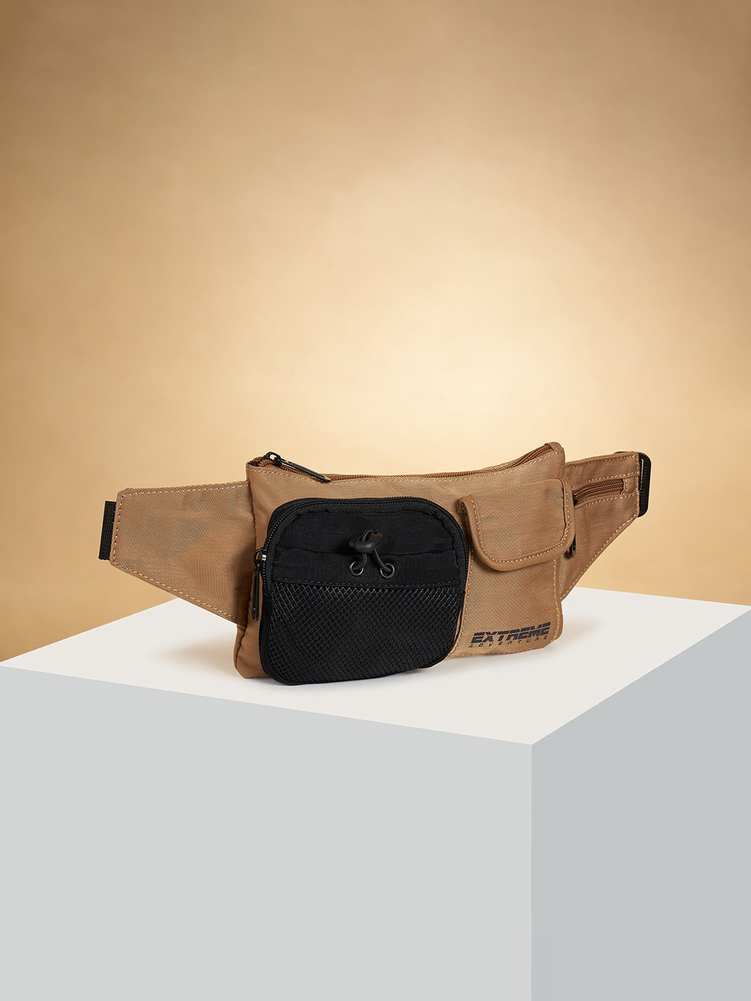 Ajile by Pantaloons Men Zippered Waist Pouch