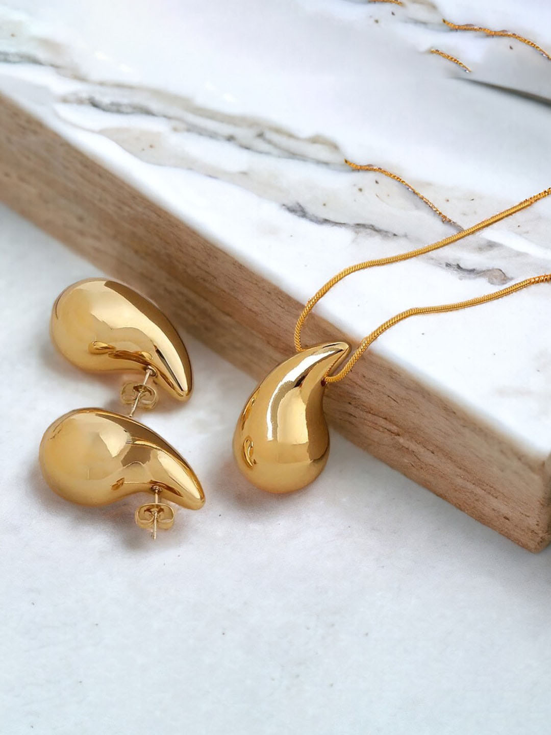 Jewels Galaxy 18K Gold Plated Pendant and Earrings