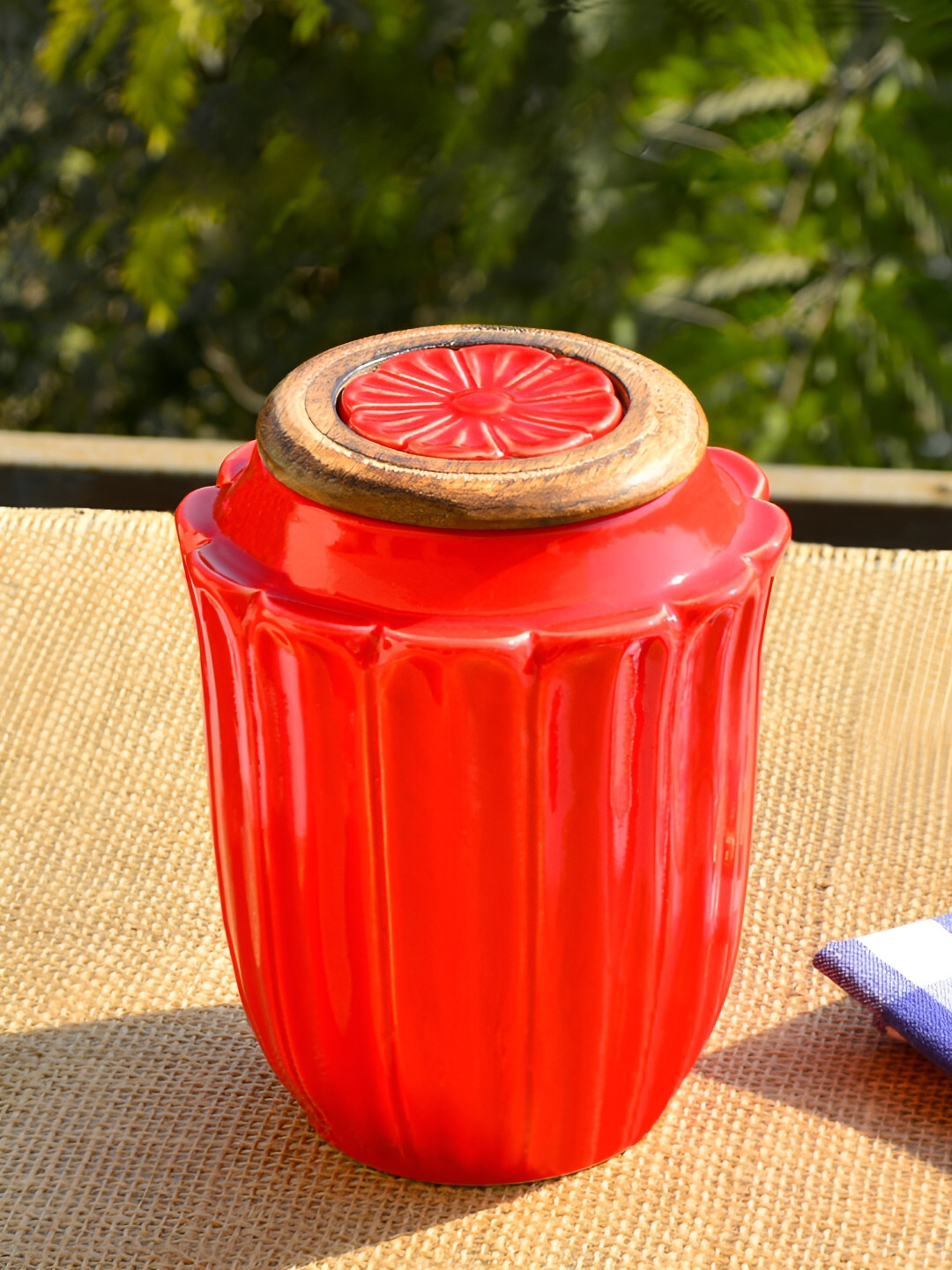 Stylemyway Peach Ceramic Microwave Safe Flip Top Jar-1L