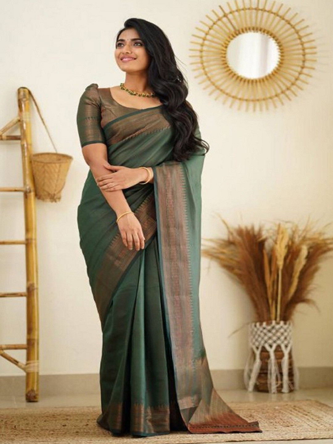 Flosive Zari Banarasi Saree