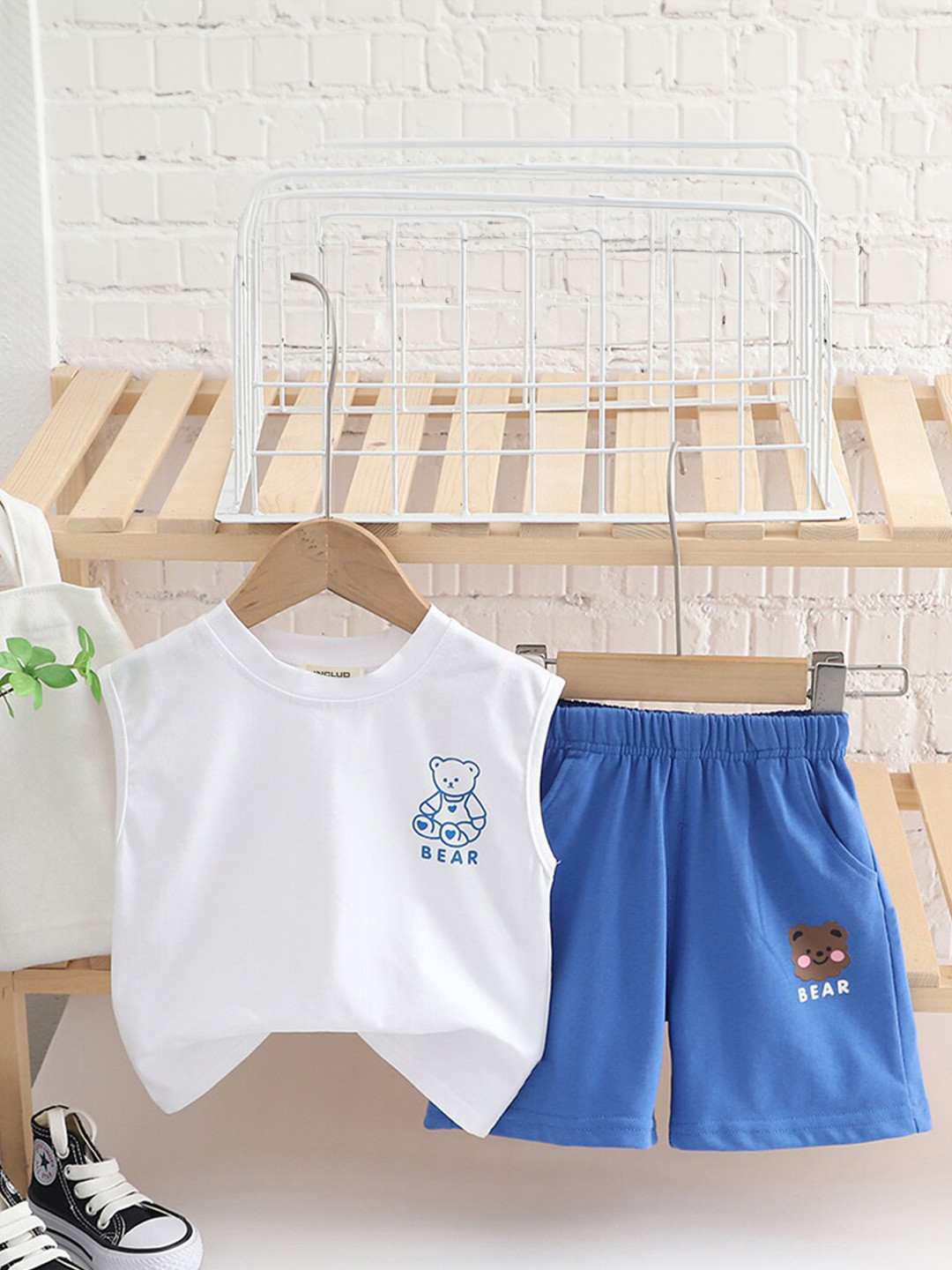 INCLUD Boys Bear Printed Sleeveless T-shirt With Shorts