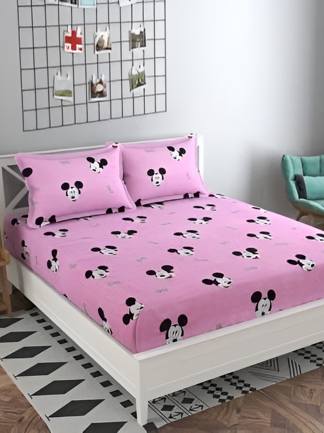 Supreme Home Collective Pink Cartoon Characters Microfiber 144 TC Fitted Queen Coarse Bedsheet with 2 Pillow Covers-98 x 90 inches