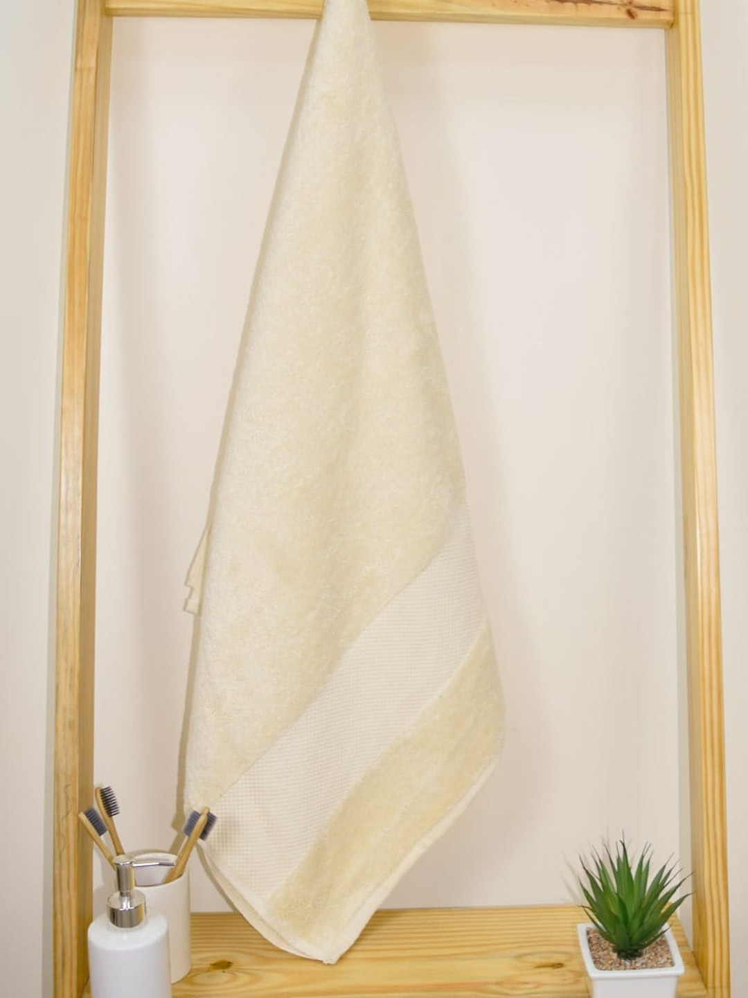 Aura Cream Organic Cotton 610 GSM Bath Towel
