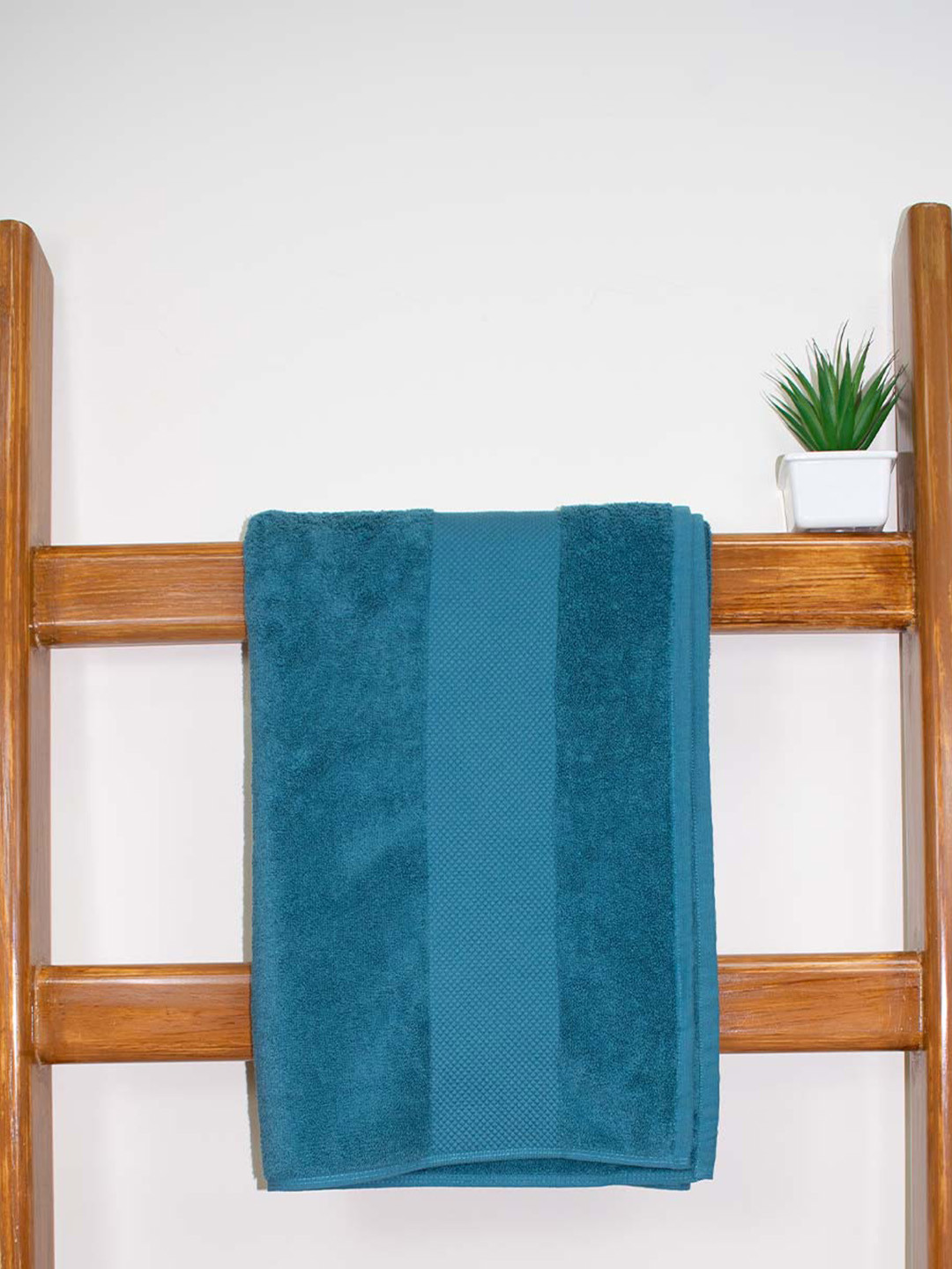 Aura Turquoise Blue Organic Cotton 610 GSM Bath Towel