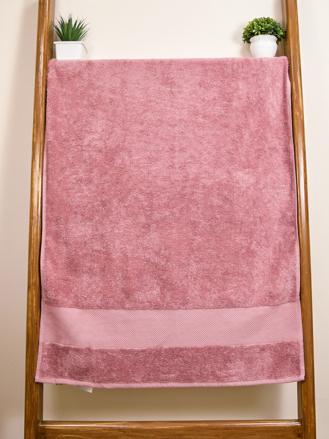 Aura Peach Organic Cotton 610 GSM Bath Towel