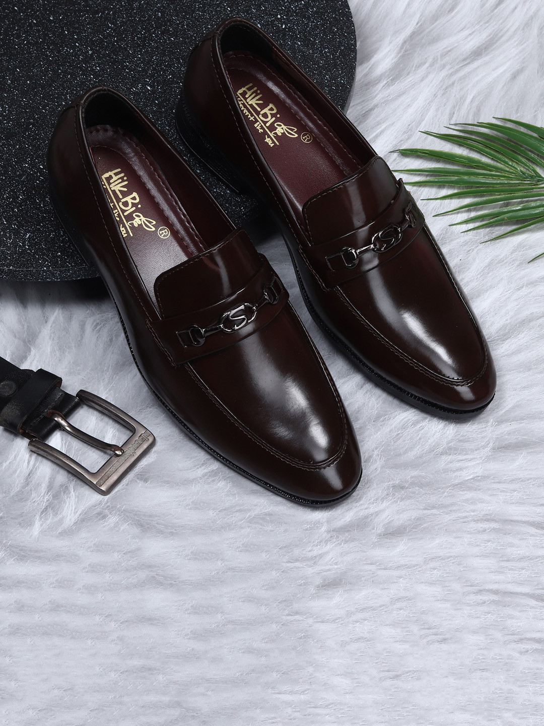 HikBi Men Round Toe Lightweight Leather Loafers