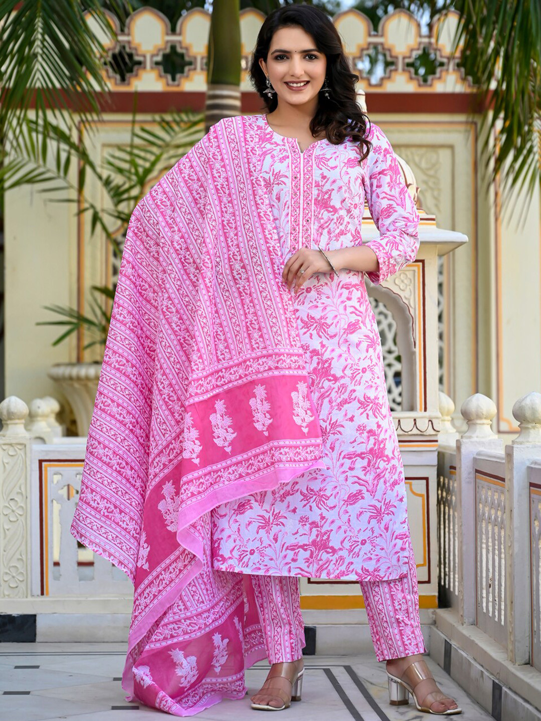 D K W Floral Printed Regular Pure Cotton Kurta with Trousers & With Dupatta