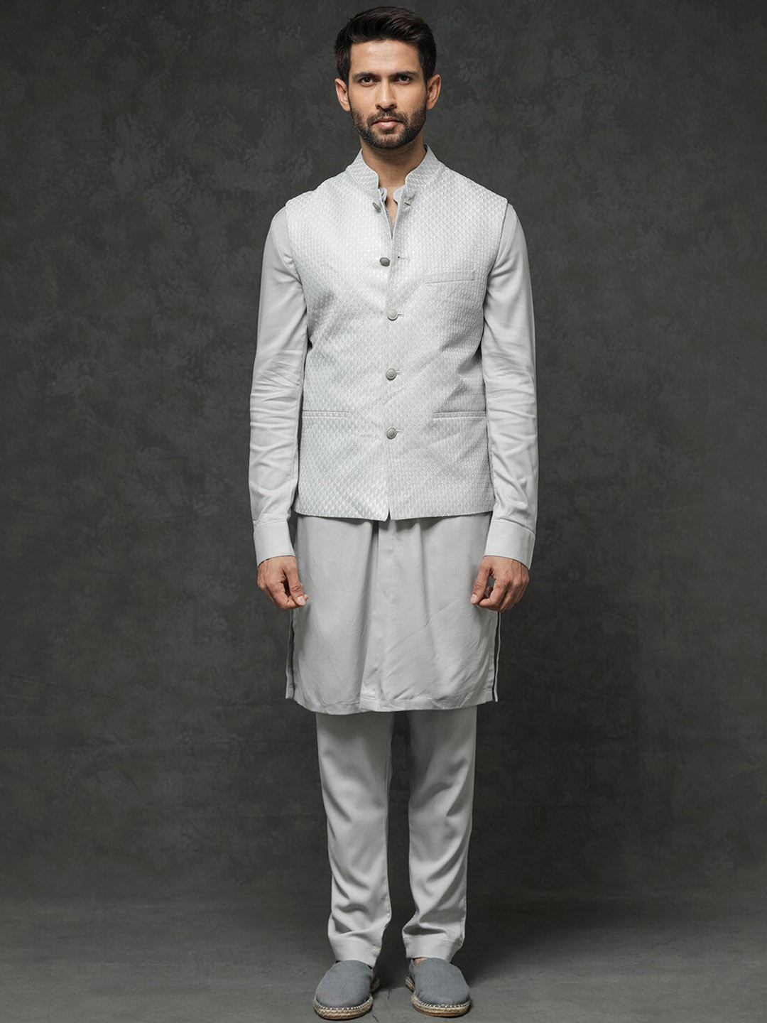 RARE RABBIT Men Lasmos-Kpb Fashion Light Weight Kurta Suit