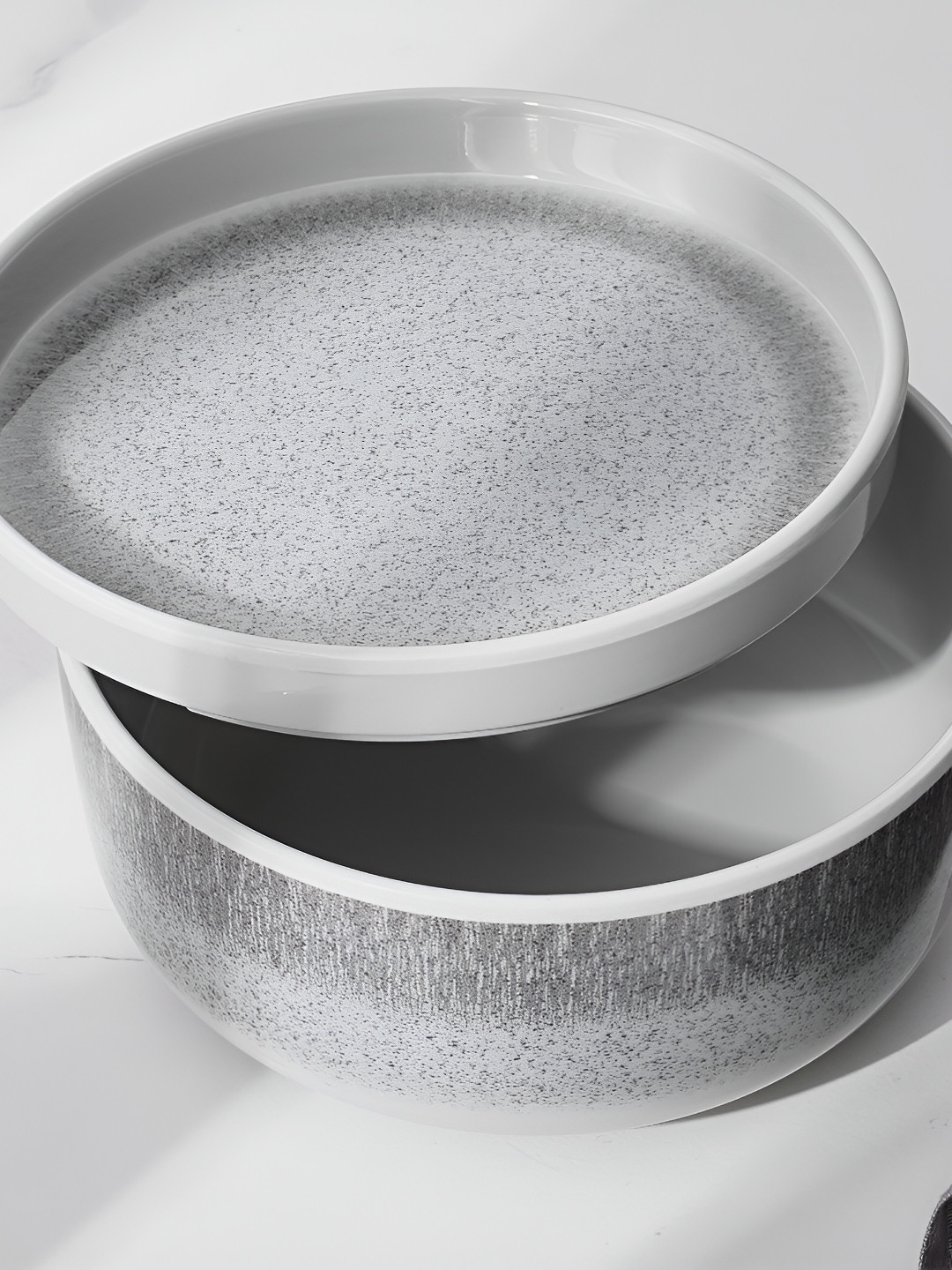Home Centre Grey Melamine Printed Dishwasher Safe Serving Bowl with Lid 1.1l