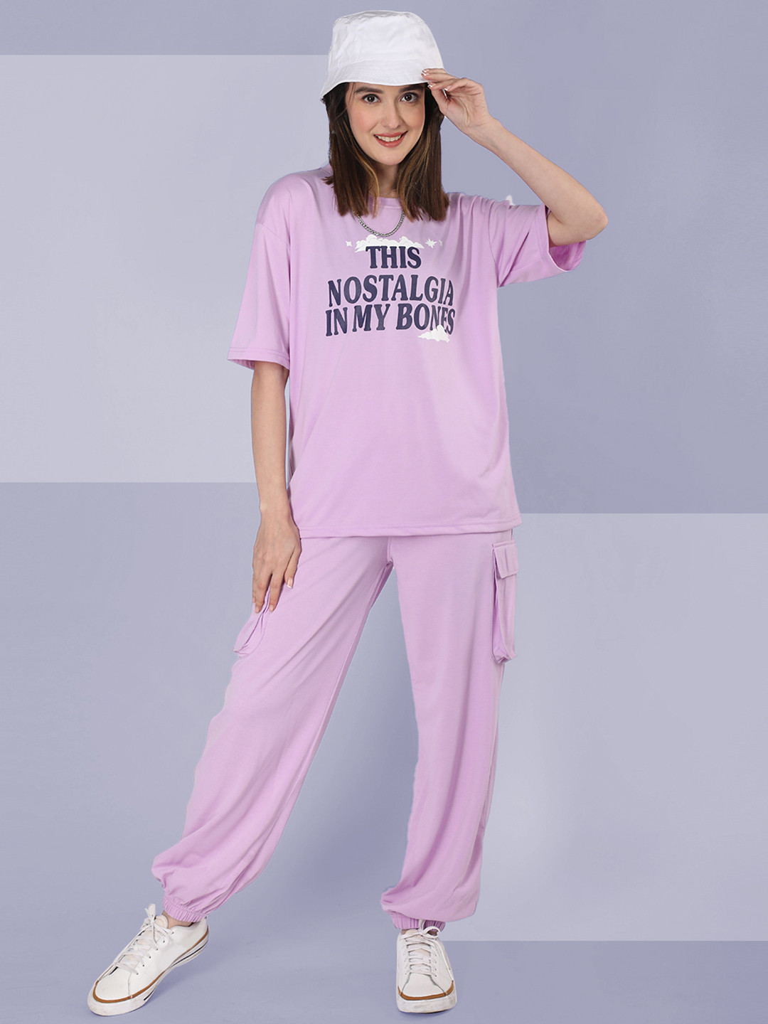 CHKOKKO Printed Round Neck T-shirt With Joggers