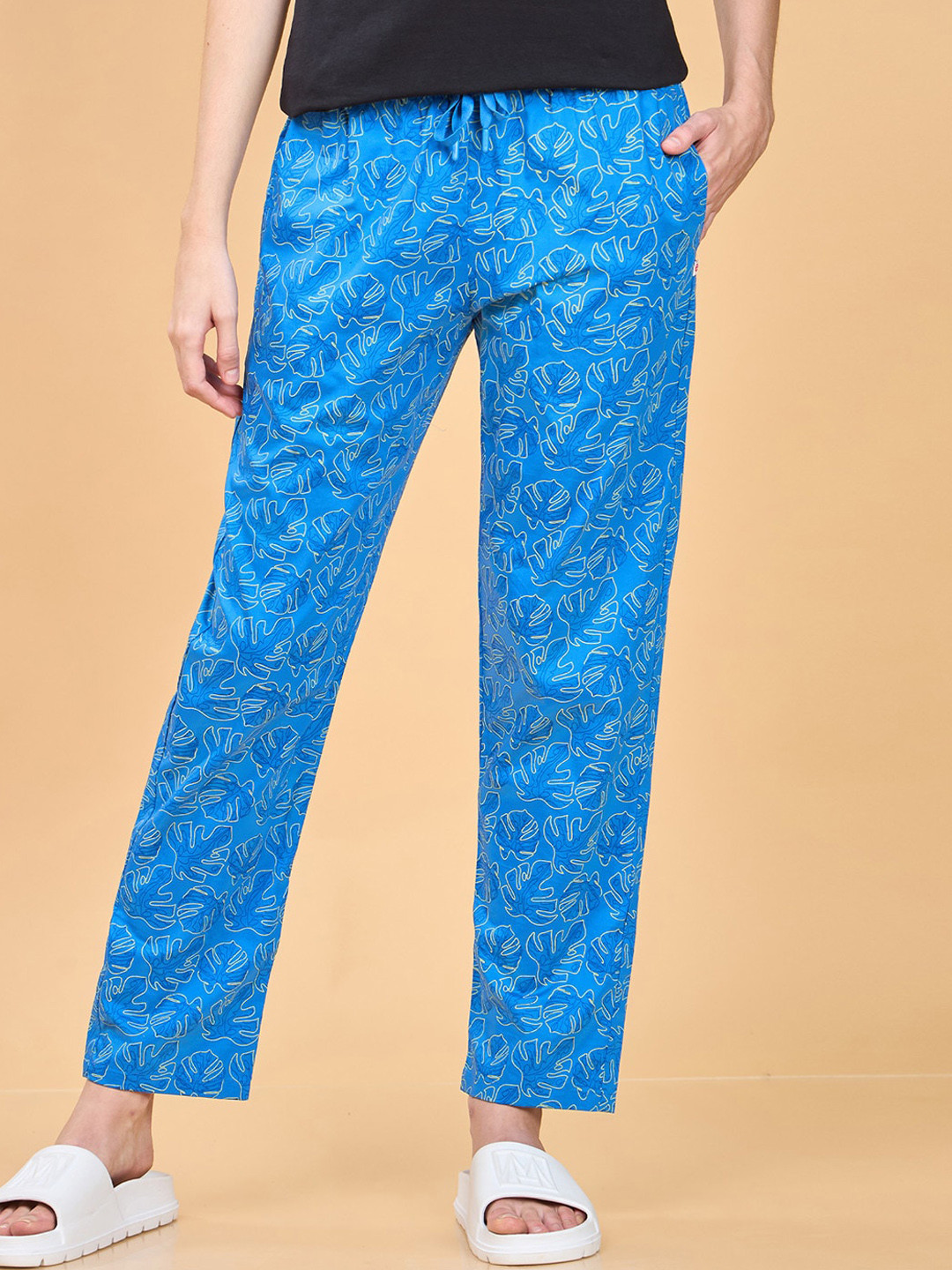Enamor Essentials Women Tropcial Printed Pure Cotton Relaxed Fit Lounge Pants