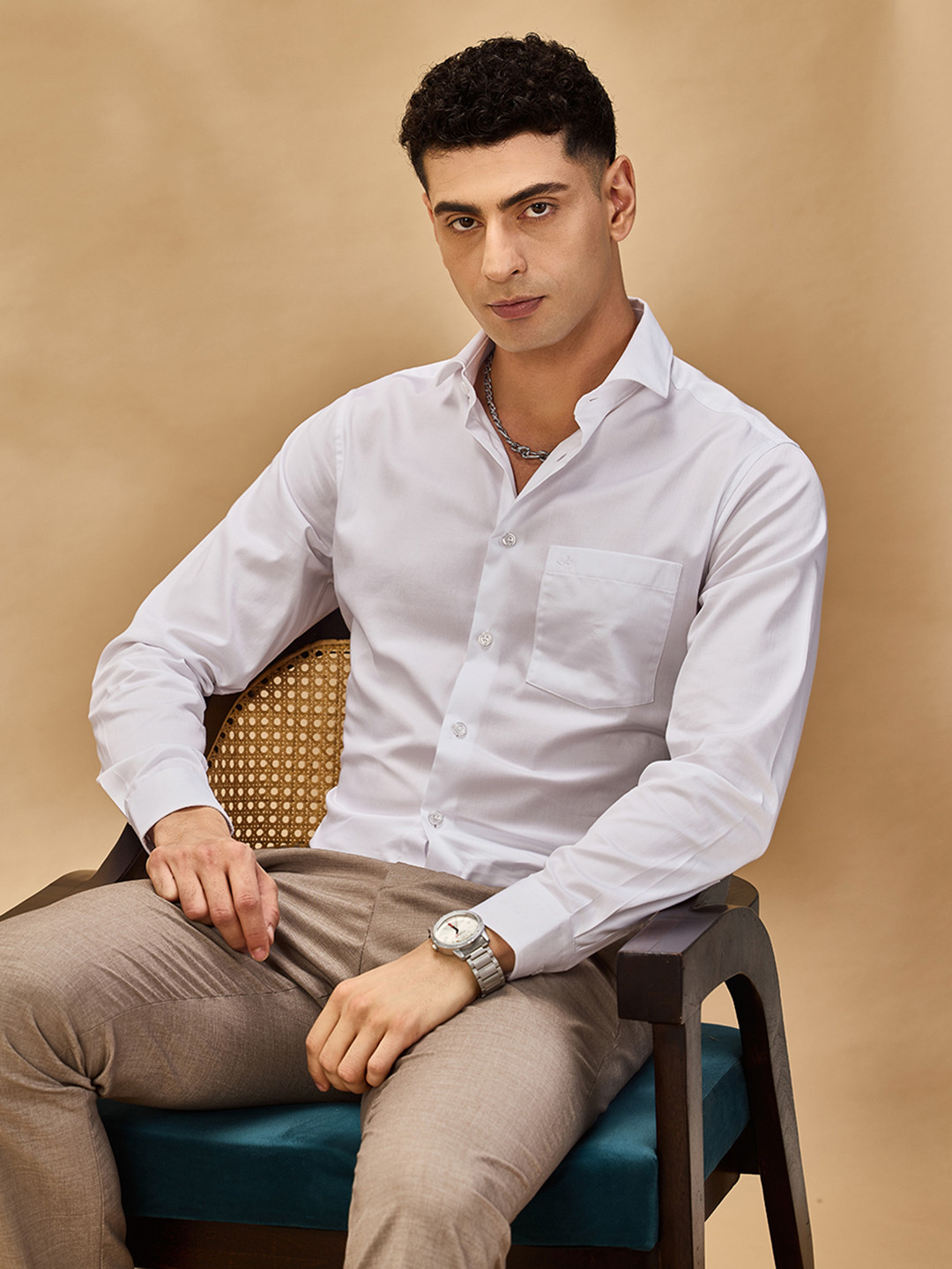 Aldeno Spread Collar Formal Shirt