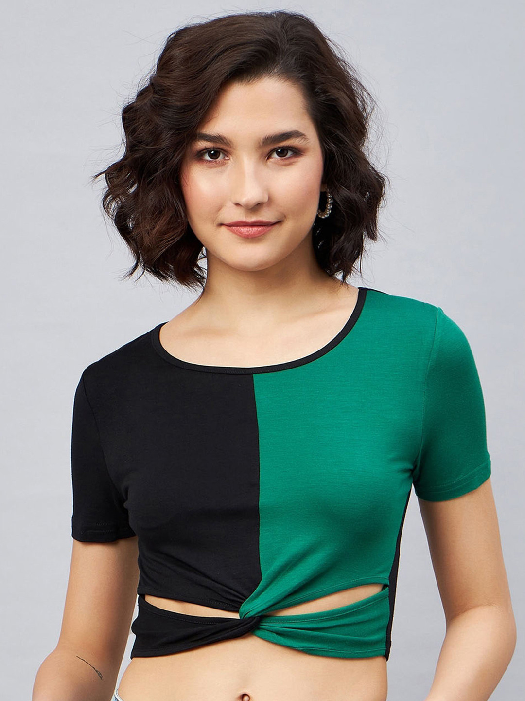 Orchid Blues Round Neck Short Sleeves Cotton Colourblocked Crop T-shirt