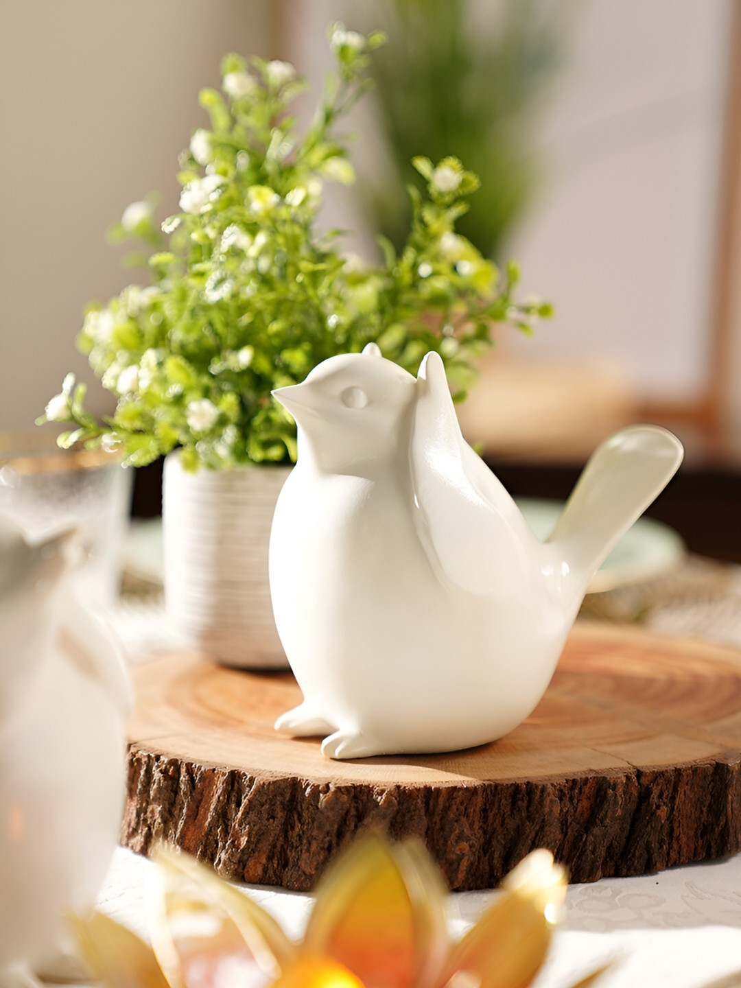 Pure Home and Living Sparrow with Closed Ears White Polyresin Natural Living Room Small Showpiece - 5.1 Inches