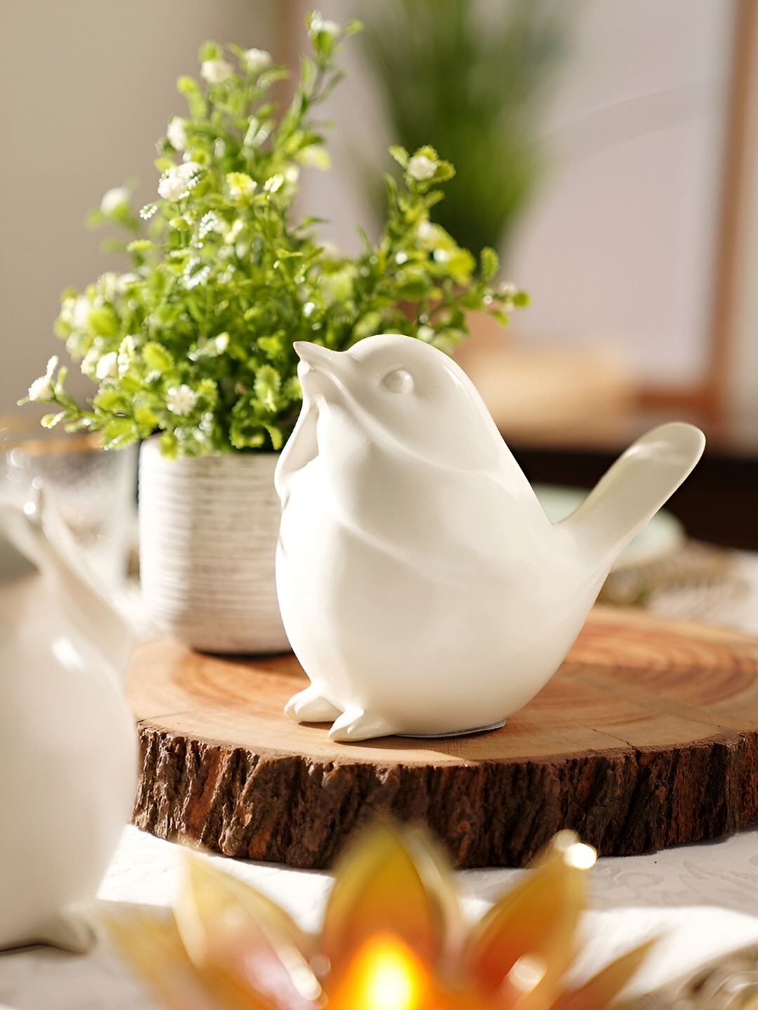Pure Home and Living Sparrow White Polyresin Glossy Living Room Small Showpiece - 5.1 Inches