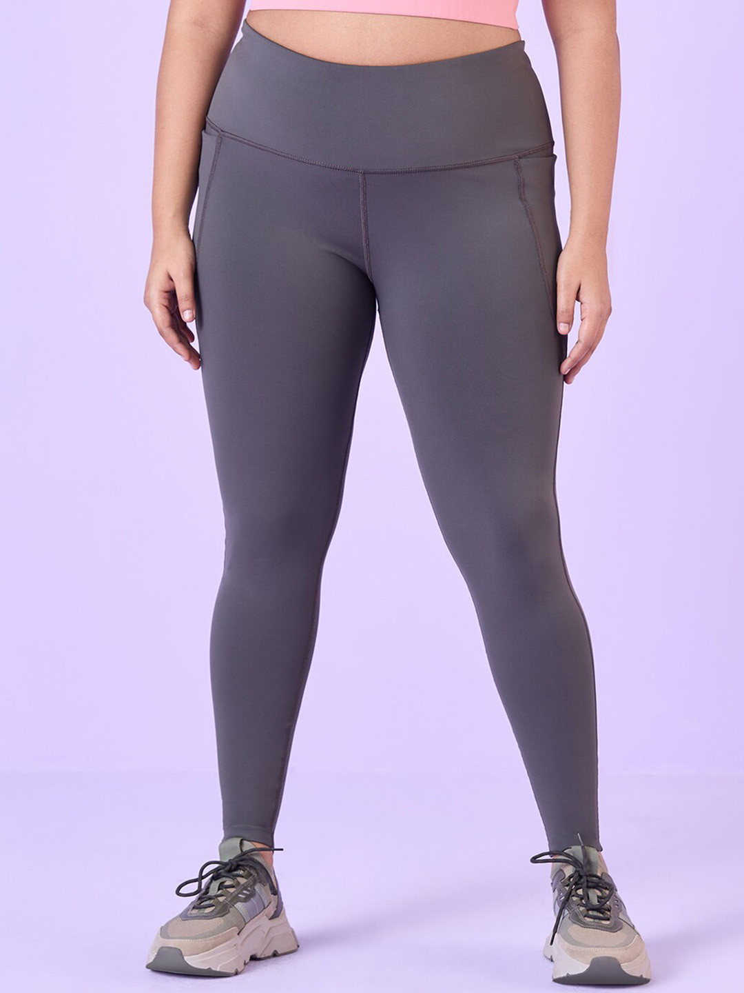 Big Hello - The Plus Life High-Rise Knitted Stretch Tights