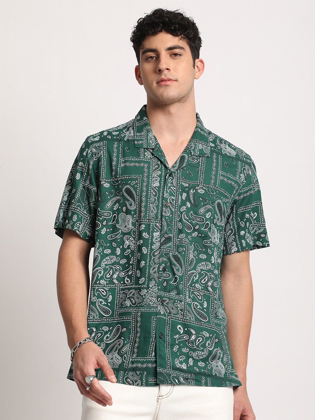 URBARO Smart Ethnic Motifs Printed Opaque Casual Shirt
