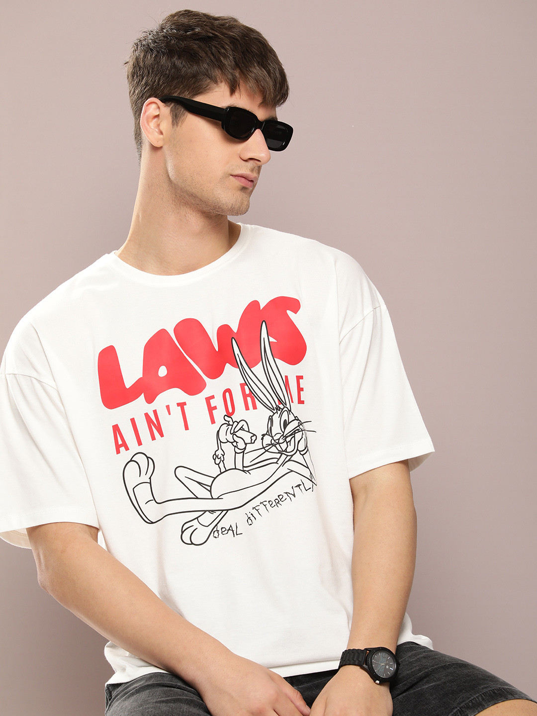 Kook N Keech Looney Tunes Men Bugs Bunny Printed Oversized Drop-Shoulder Sleeves T-shirt