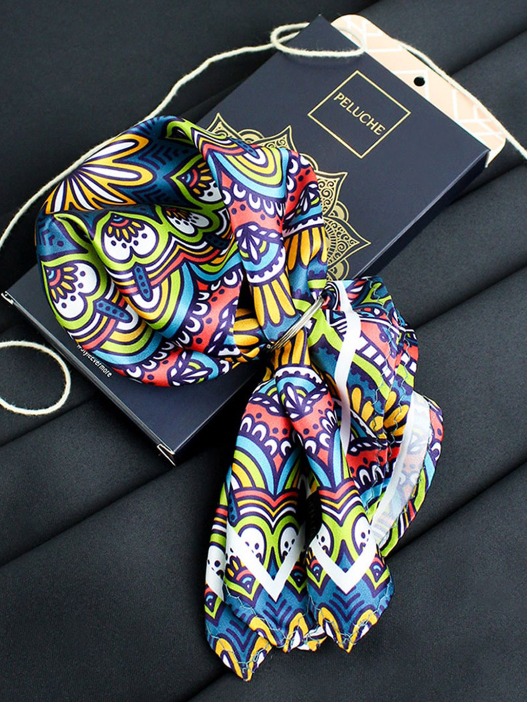 Peluche Men Circles Pocket Square
