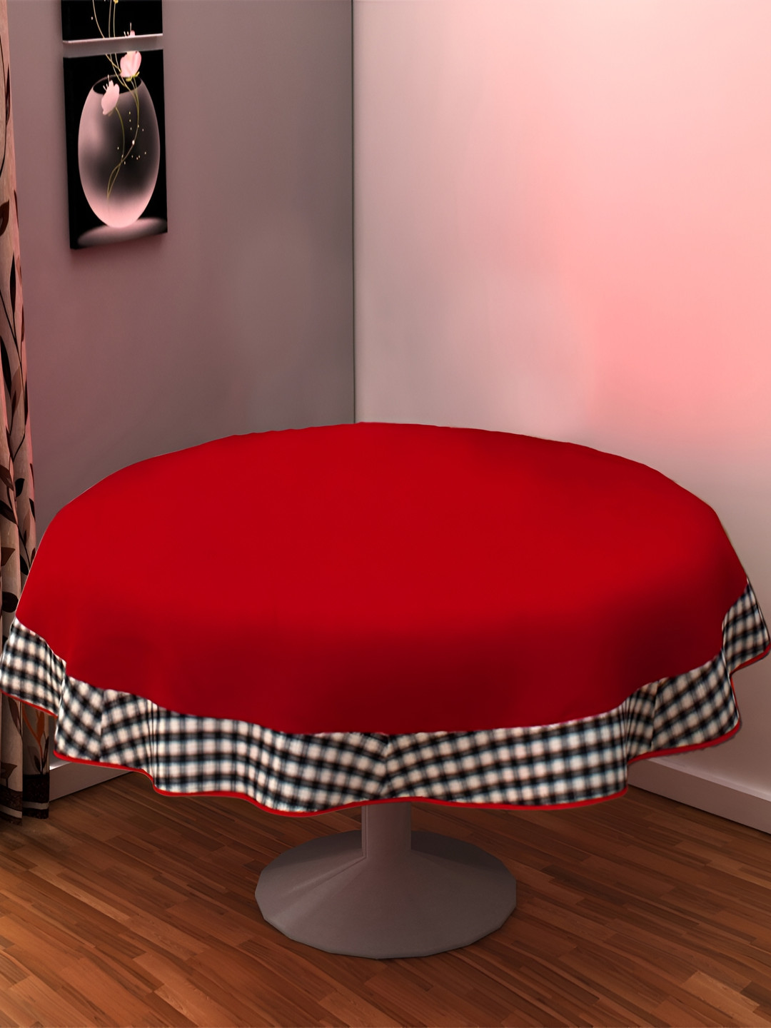 Home Heart Red Cotton Round 6-Seater Table Cover with Patchwork details
