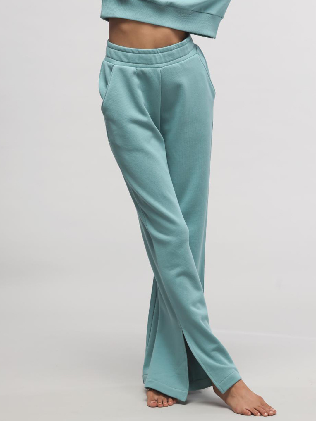 necesera Women Flared Lounge Pants
