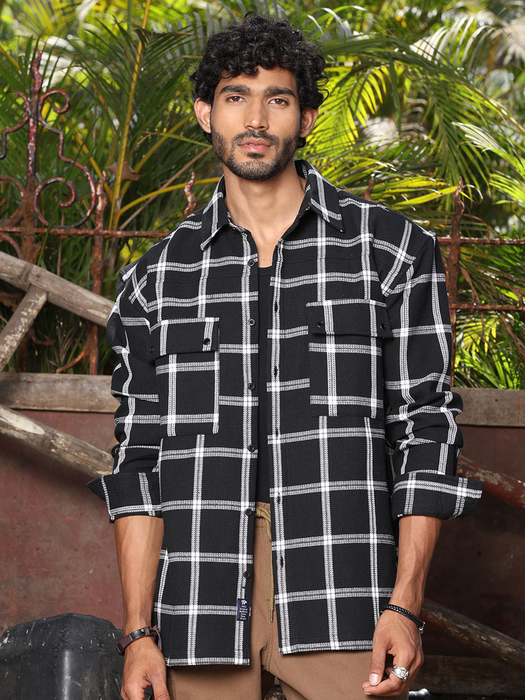The Roadster Lifestyle Co. Black Oversized Windowpane Checks Cotton Casual Shirt