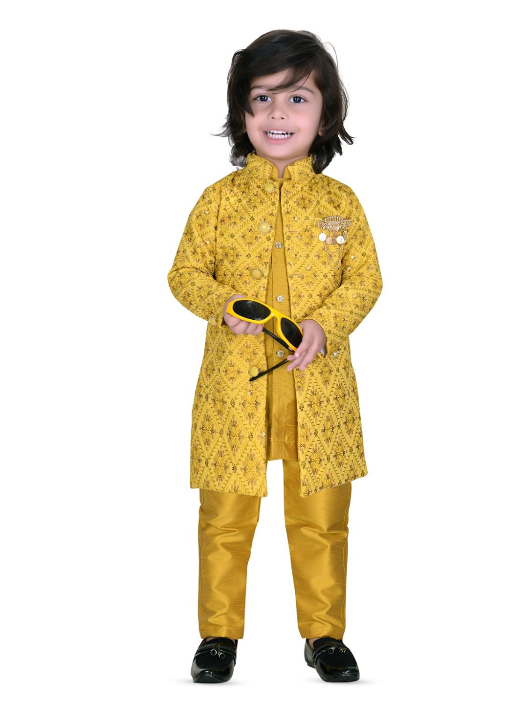 BAESD Kids Embroidered Mandarin Collar Long Sleeves Straight Kurta With Pyjama & Jacket
