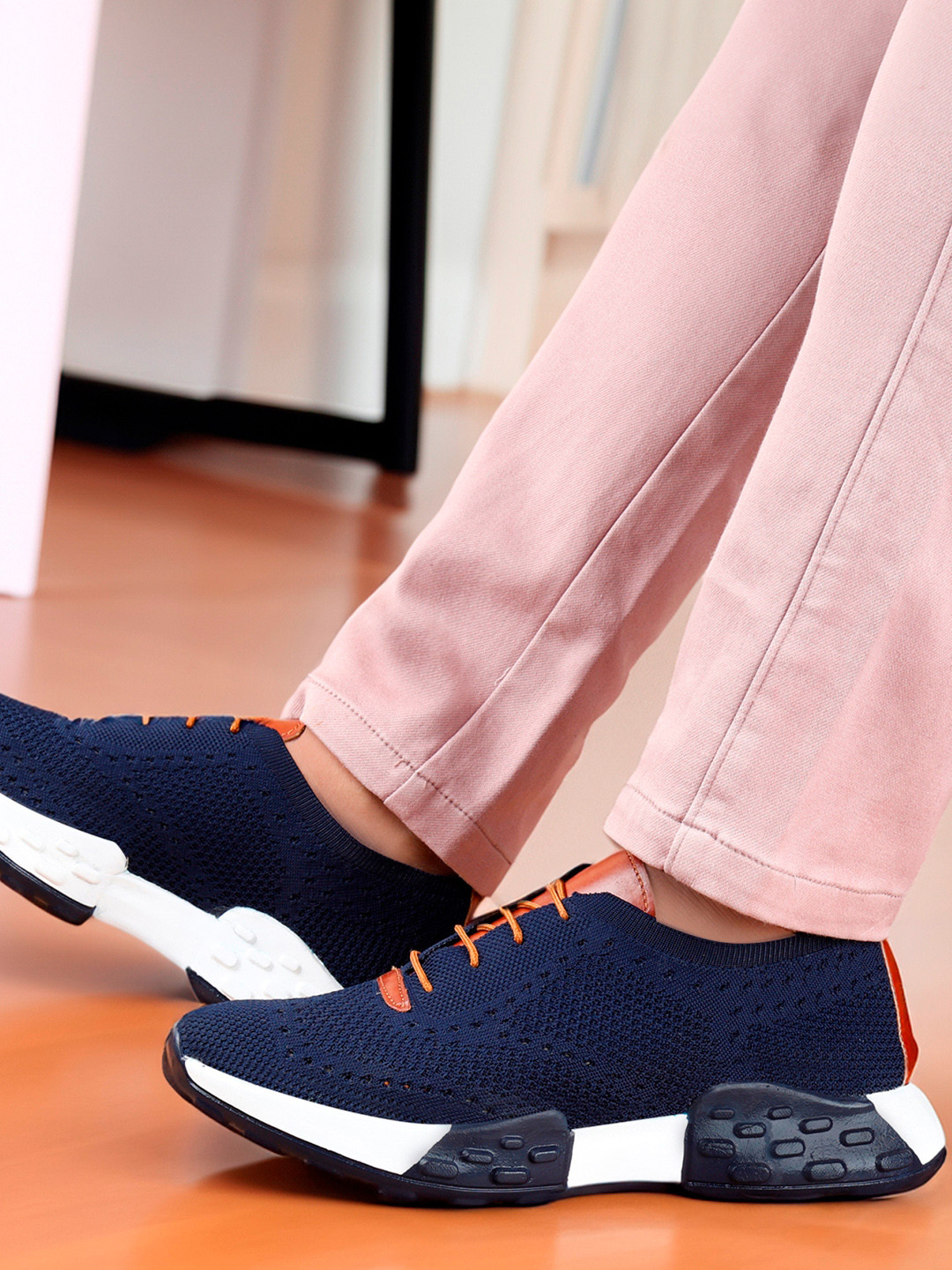 Bxxy Men High-Top Running Non-Marking Shoes