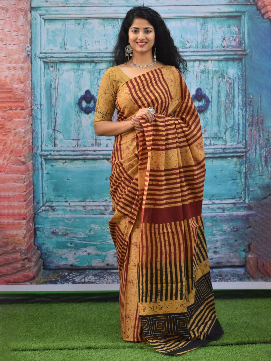 TROPWEAR Block Striped Mulmul Cotton Ikat Saree