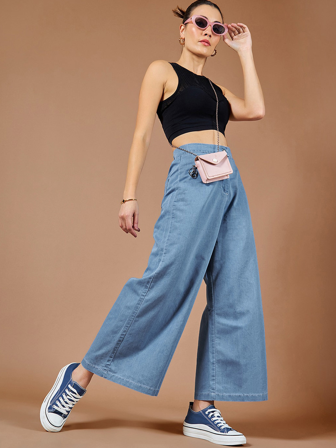 Roadster Women Flared Wide Leg High Rise Non-Stretchable Light weight Denim Pant