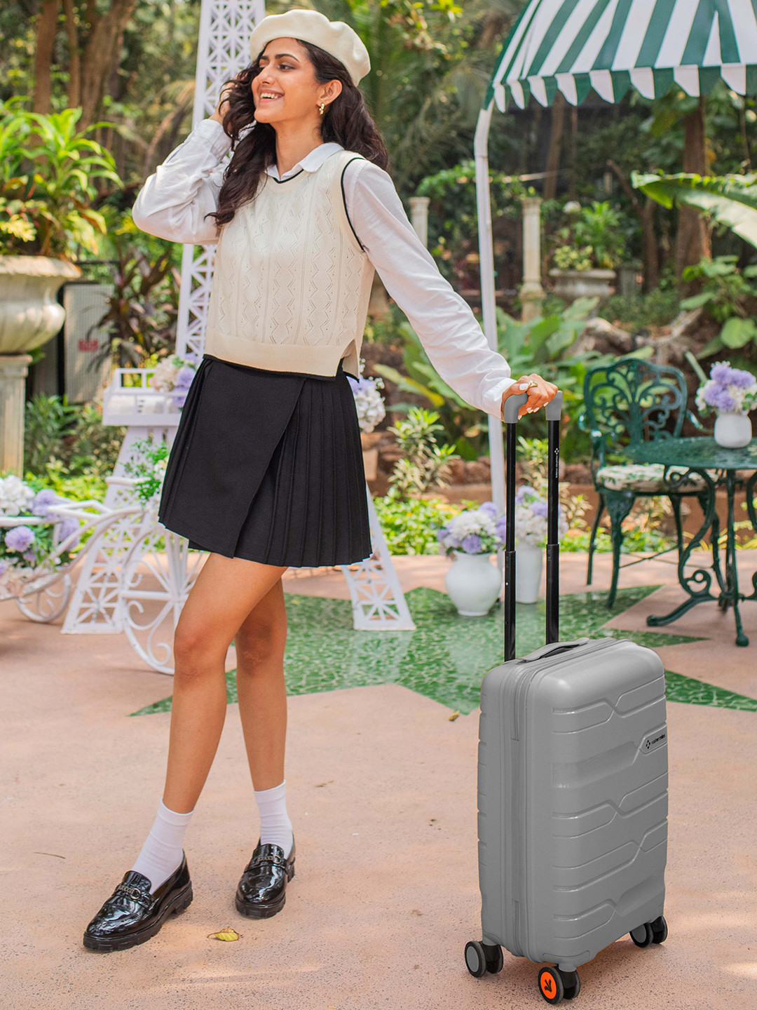 Nasher Miles Paris Polypropylene Cabin Grey Trolley Bag - 20 Inch (55 cm)
