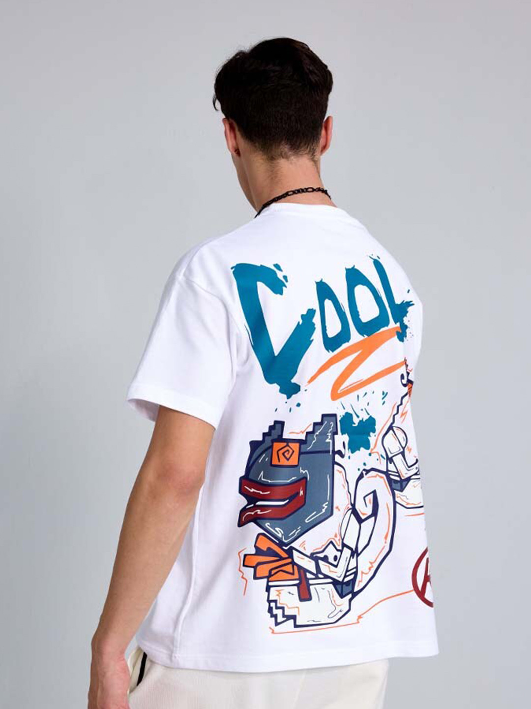 PURPLEMANGO THE FRUIT OF FASHION Men Sports Colourblocked Henley Neck Applique T-shirt