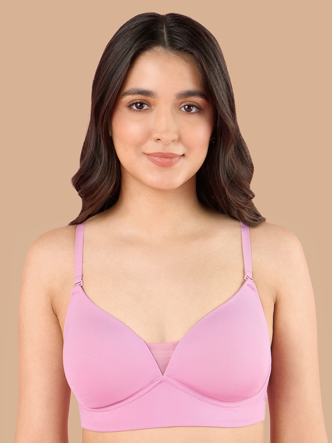 Nykd by Nykaa Adapt360deg Lift & Support Padded Non Wired Barely There T-Shirt Bra NYB362