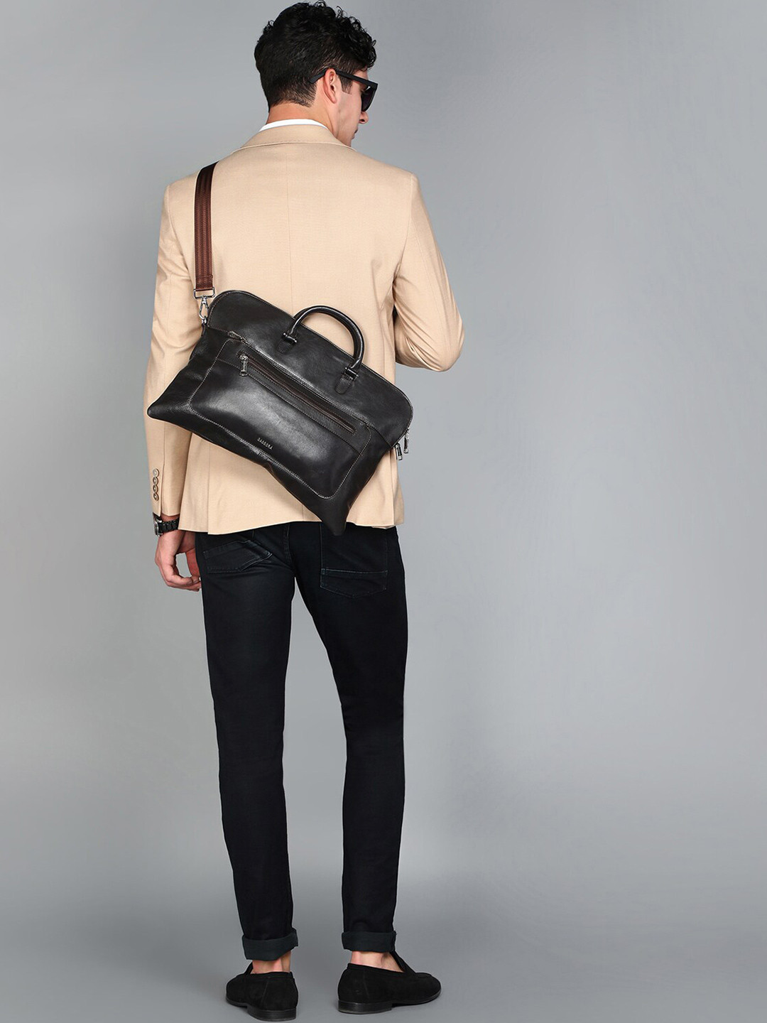 Sassora Unisex Premium Leather Messenger Bag