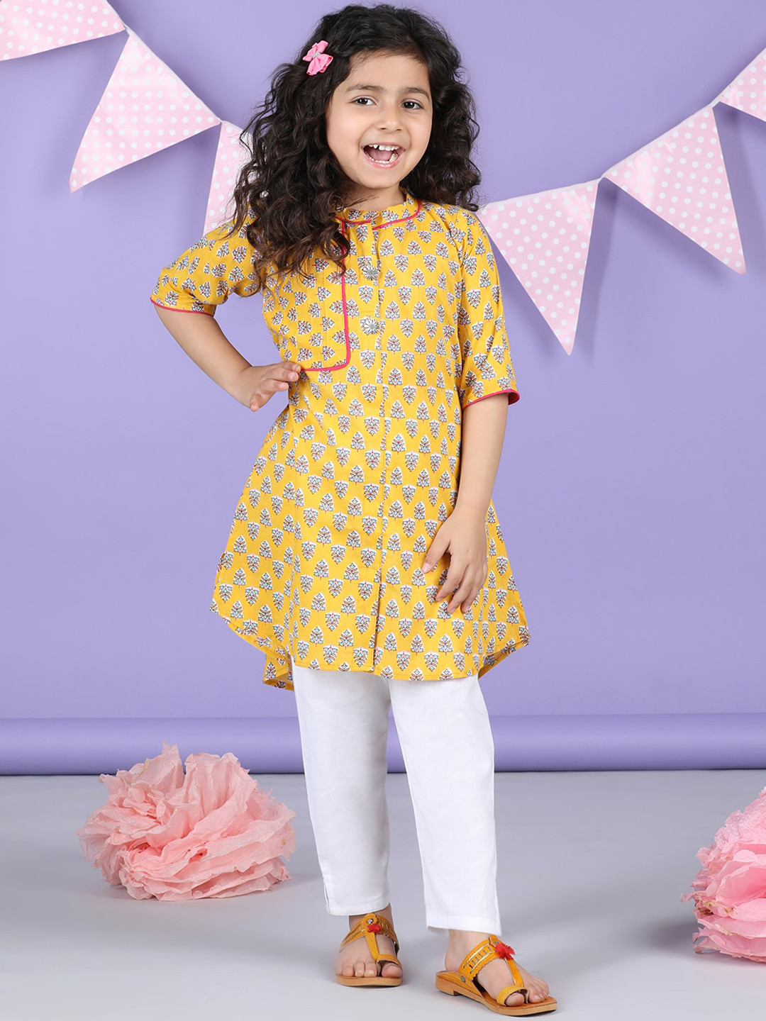 Sangria Girls Floral Printed High Low Pure Cotton A-Line Kurta With Trouser