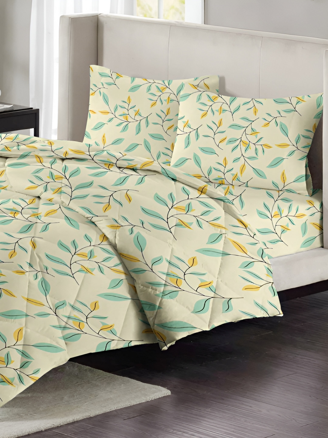 bsb home Yellow & Green Self Design Other 4 Piece Double Queen Superfine Bedding Set