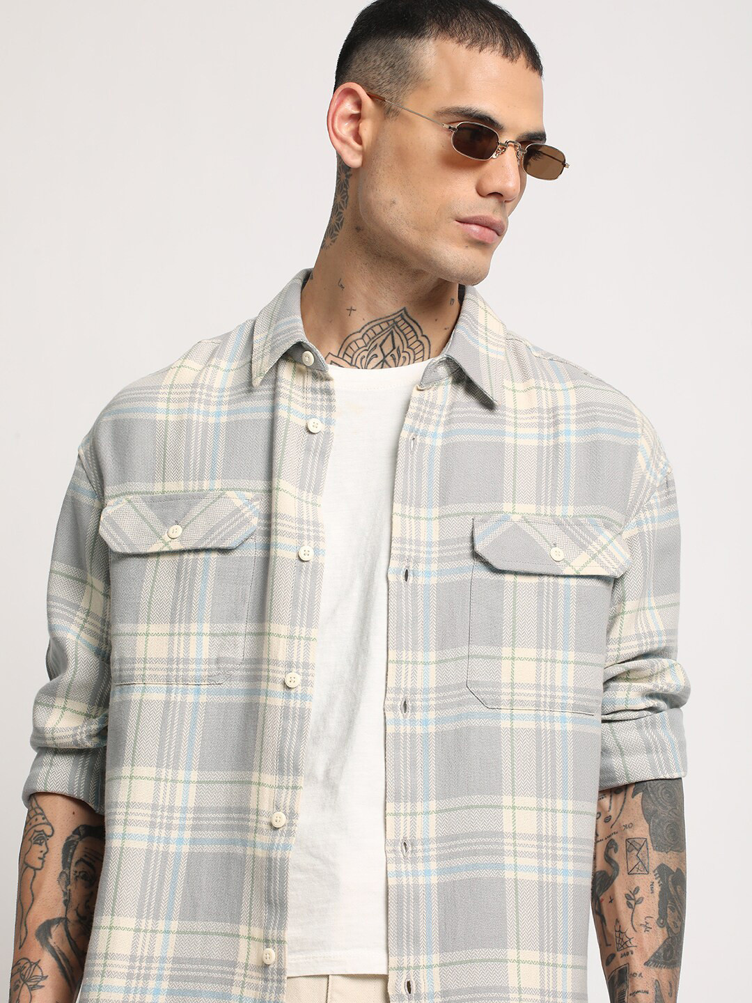 THE BEAR HOUSE Men Checked Relaxed Fit Spread Collar Pure Cotton Casual Shirts