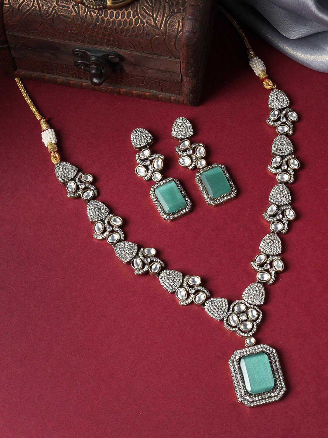 justpeachy Rhodium Plated Antique Stone-Studded Jewellery Set