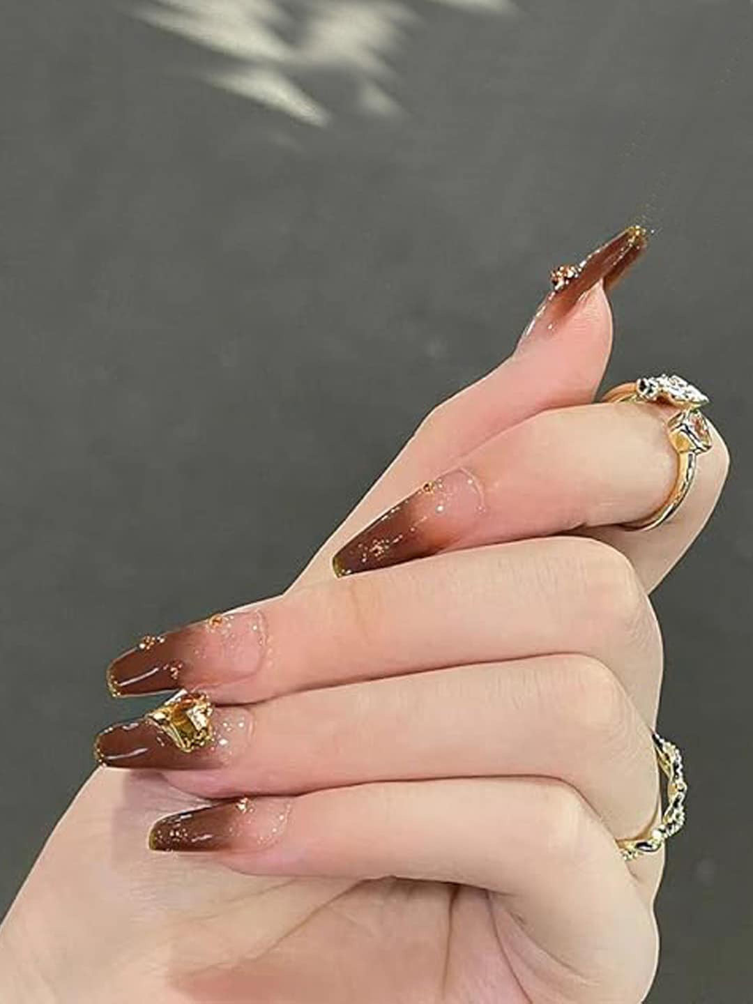 Secret Lives 24-Pcs Cats Eye with 3D Studs & Glitters Artificial Nails - Brown Golden