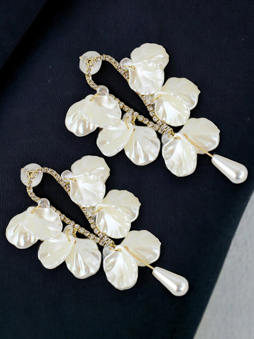 LUCKY JEWELLERY Gold-Plated Leaf Design Drop Earrings