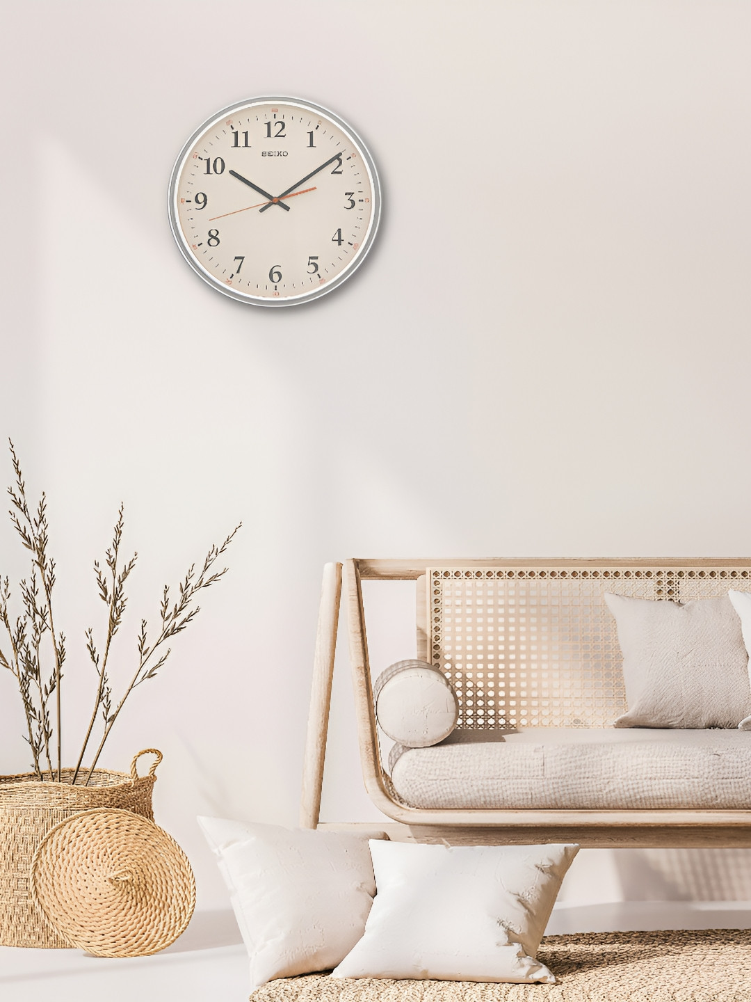 SEIKO Grey & Silver-Toned Traditional Analogue Wall Clock