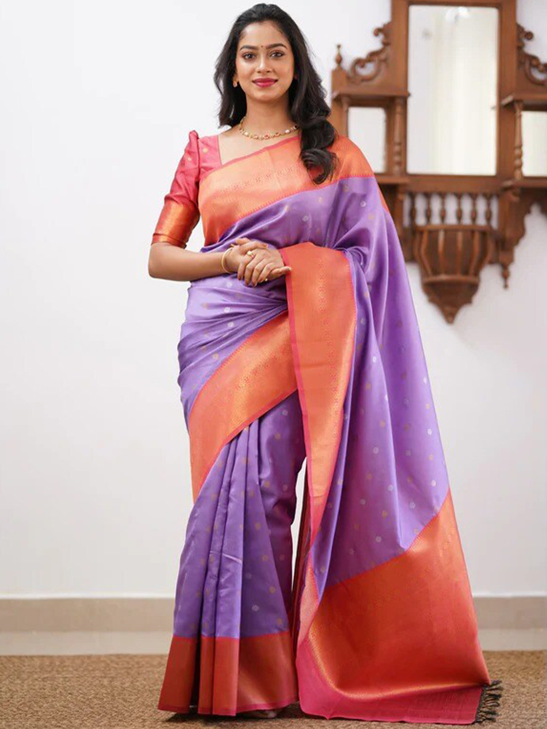 bansari textiles Ethnic Motifs Woven Designed Zari Kanjeevaram Saree