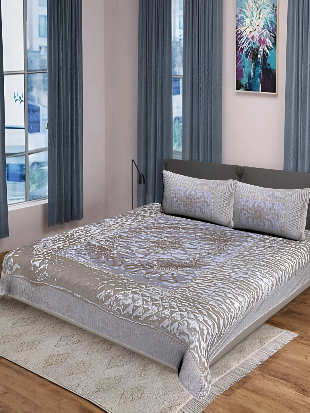 KEERRAZ Cream-Coloured & White Floral 210 TC Queen Bedsheet with 2 Pillow Covers