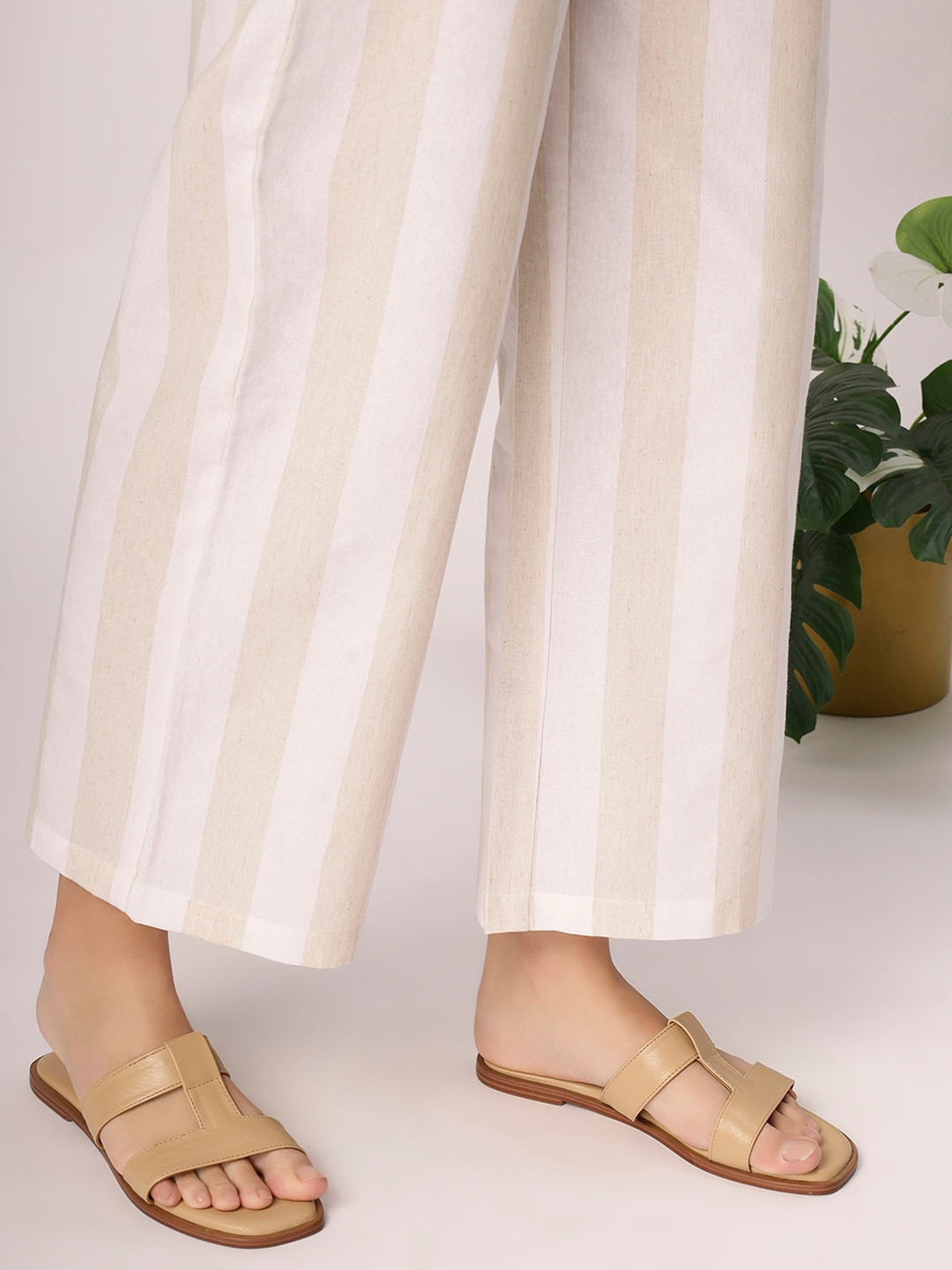 T.ELEVEN Open Toe Flats