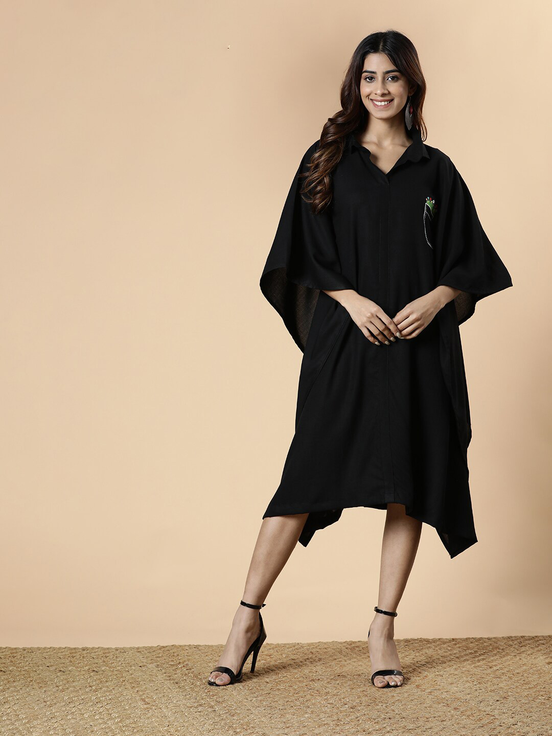 LetsDressUp Kimono Sleeve Kaftan Midi Dress